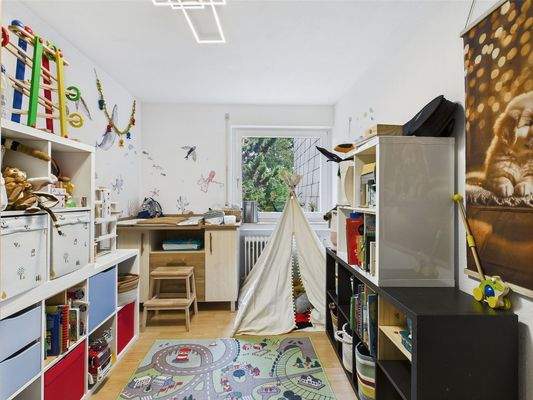 Kinder-/Arbeitszimmer