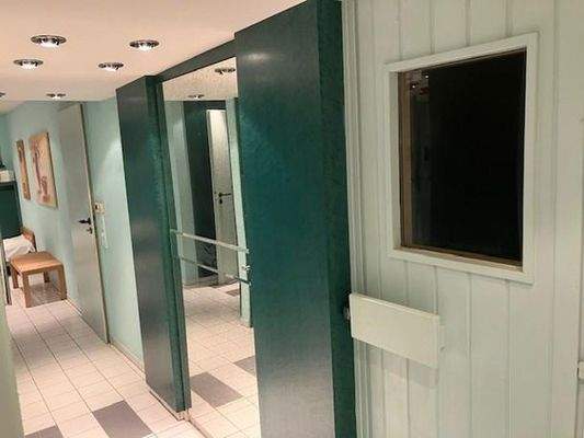 Sauna u. Wellnessbereich