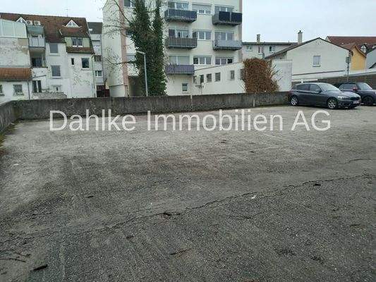 Weitere Stellplätze