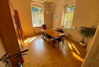 Voll möblierter Büroraum in Bürogemeinschaft