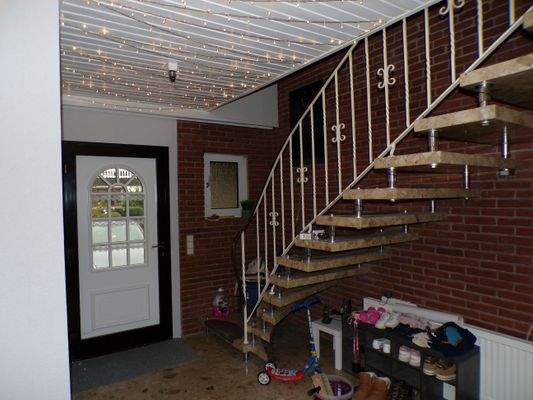 Flurbereich Eingangstür.JPG