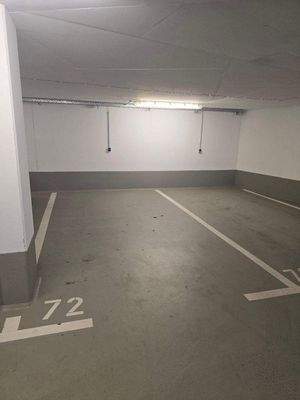 ebenerdiger Stellplatz