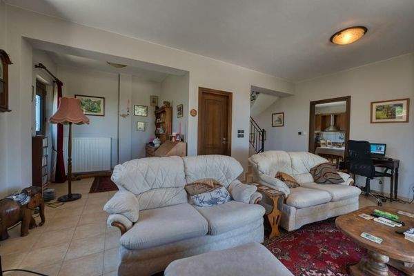 Kreta, Xirosterni: Ruhiges Anwesen in der Nähe des Strandes zu verkaufen