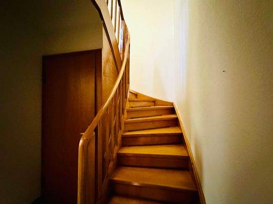 Treppenaufgang ins Obergeschoss