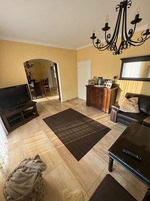 30 WoZi mit Durchgang zum EZi