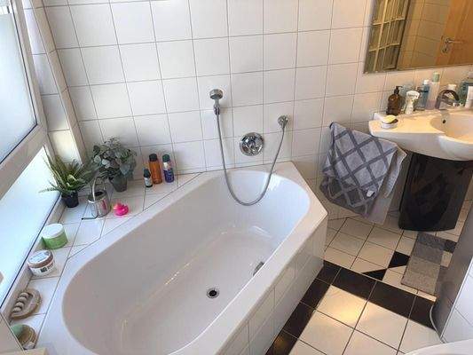 OG_Tageslichtbad mit Wanne