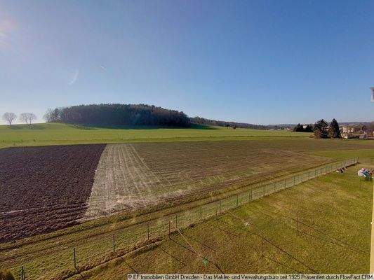 Ausblick aus Wohnung (2)