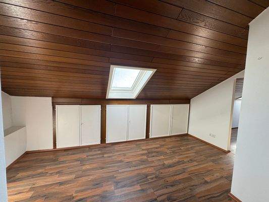 Einbauten-obere Etage.jpg