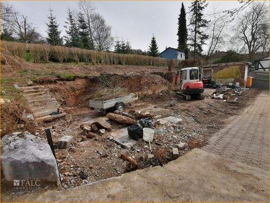 Grundstück Vorderseite