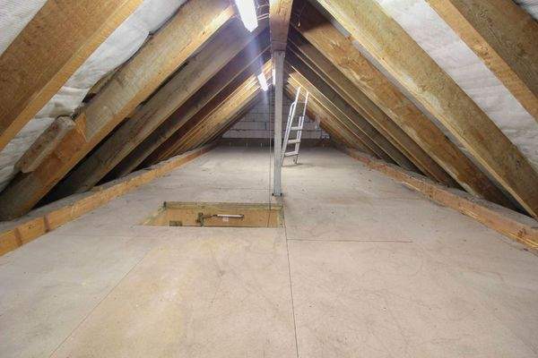 Abstellraum Dachboden