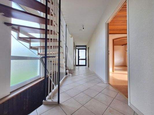 Flur Blick zur Küche