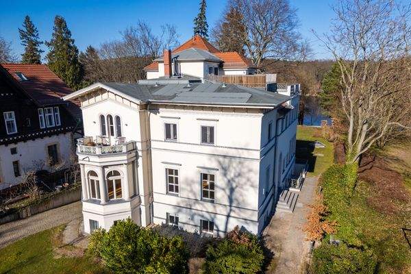 Property approx. 2,362 sqm