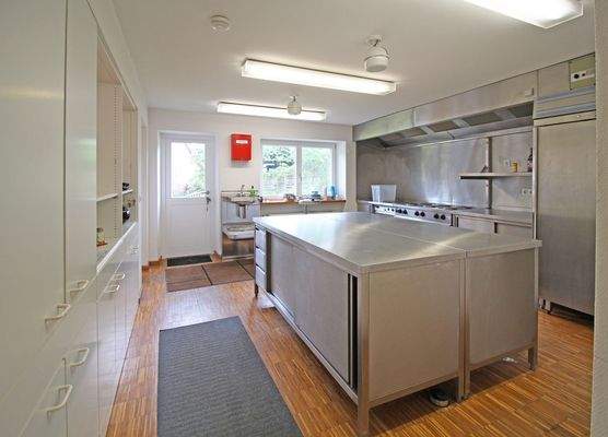 Gastronomieküche im Erdgeschoss