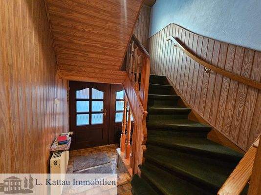 Vorflur Treppenaufgang ins Obergeschoss
