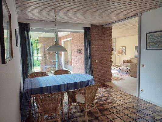 Essbereich mit Terassenzugang