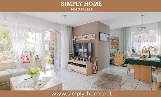 Teilansicht Wohn-/Ess-/Küchenbereich