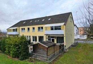 Außen Hausansicht Garten (2)