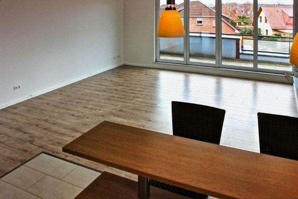 Küche zum Wohnbereich