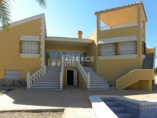 Detached Villa Just 300 M from the Beach in La Manga Murcia