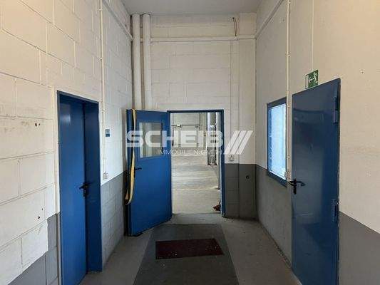 zu den Werkstatträumen