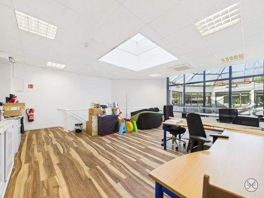 CAM05560G0-PR0015-STILL015