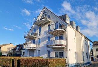 moderne 3-Zimmer-Wohnung mit 2 Balkonen