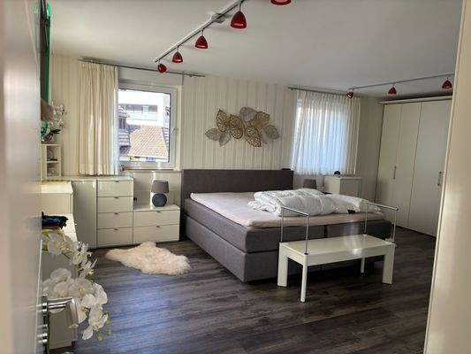 48 WhatsApp Image 2026-01-06 at 15.32.35 (10).jpeg