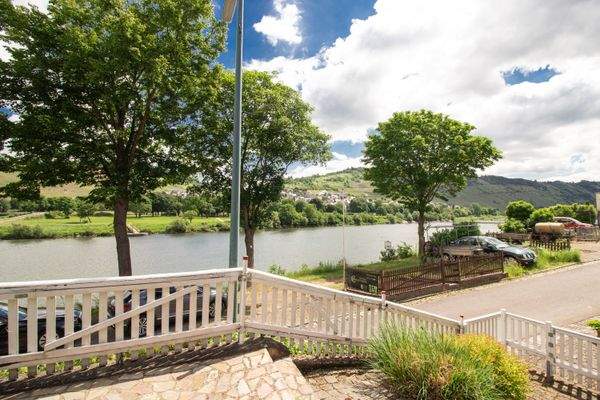 Blick vom Grundstück