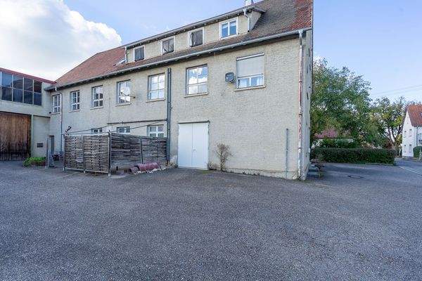 Außenansicht Wohn_Geschäftshaus