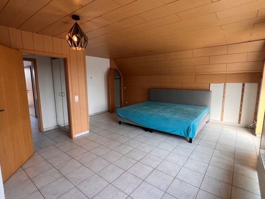 Schlafzimmer im 2. OG
