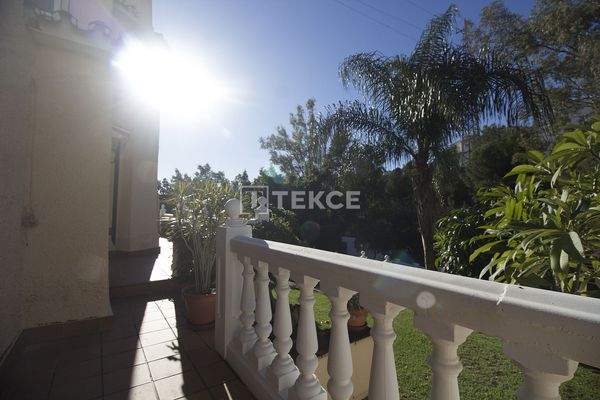 Refurbished Detached Villa with Comfort and Privacy in Benalmádena