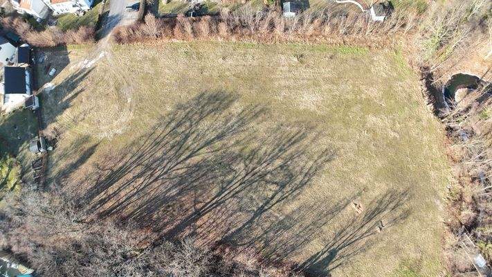 9 Gesamtgelände von oben