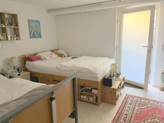 Schlafzimmer UG