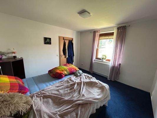 6 3. Schlafzimmer EG