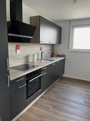 ..zur Küche mit EBK