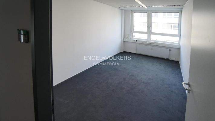 Beispielhaftes Büro 