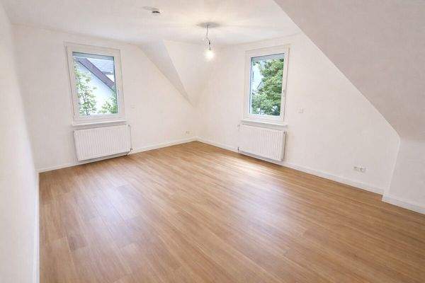 Zimmer 1_www.villingen.immobilien