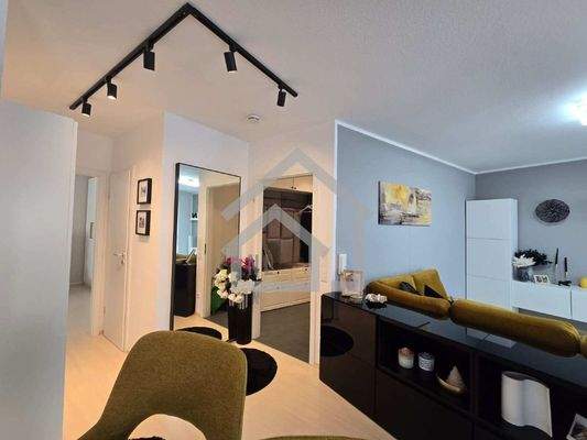 Küche Blick zum Eingangsbereichb