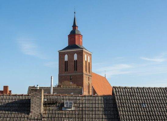 Ausblick aus dem Dachgeschoss auf St. Petri