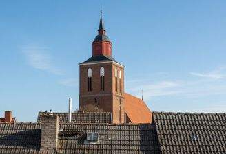Ausblick aus dem Dachgeschoss auf St. Petri