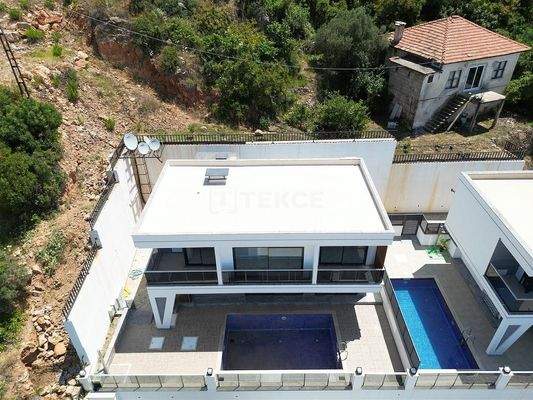 Stylish Designed Villas in Greenery in Bektaş Alanya