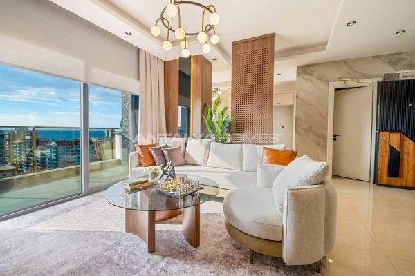 New Apartments Close to the Beach in the Center of Mahmutlar