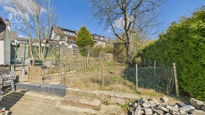 CAM01984G0-PR0457-STILL020