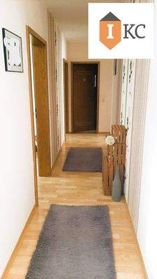Flur 1. OG
