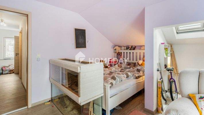 1. OG Kinderzimmer 3 1