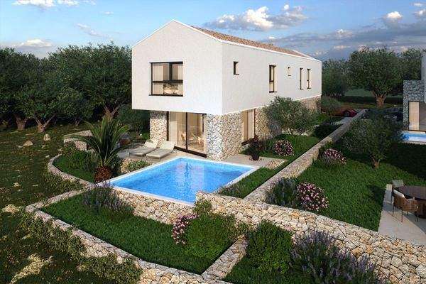 Aussenansicht/Garten/Pool