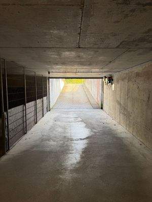 Blick aus Tiefgaragenausfahrt