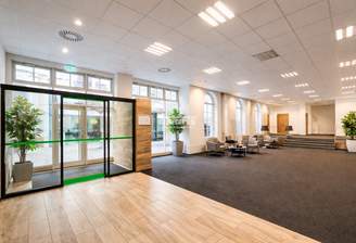 Innenansicht 260 m² (01)