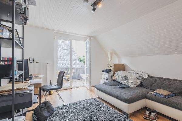 Balkonzimmer Dachgeschoss - Zweifamilienhaus