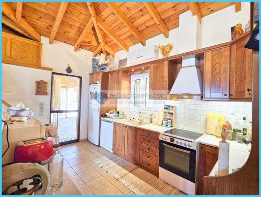 701a008ea935464bba127cbbbe5d10c8-original